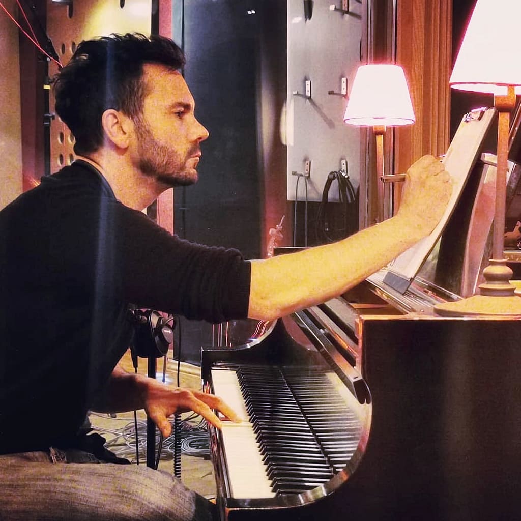 "Intelligence Translation" takes advantage of the talent of pianist and composer Dario Rodighiero to provide a richly atmospheric Downtempo electronic sound. The harmonies captivate the listener and accompany them on an engaging journey between the gentle and the profound. Interlacing with simple electronic rhythms and synthesizer harmonies, delay and reverb effects interlace patterns that help us go into quite psychedelic atmospheres. Just enough to lift the listener from the chair to a higher metaphysical state, guided by music that is a pure expression of the greatness of human intelligence. Art represents a language capable of clearly translating abstract concepts and complex emotions without using words.